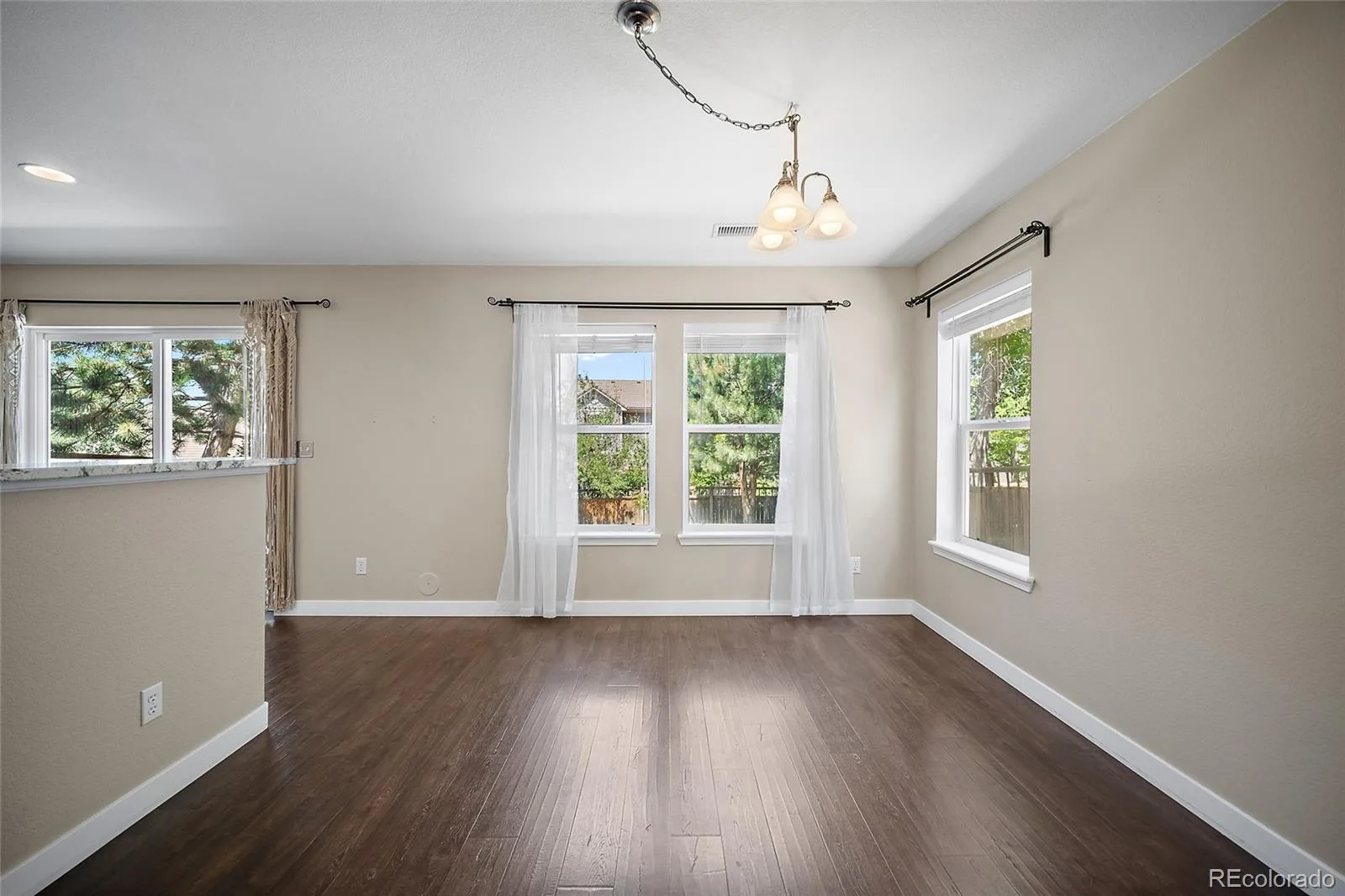 1880 Hogan Court Castle Rock CO 80109 | MLS #REC3918040 07172026042649 1600 16