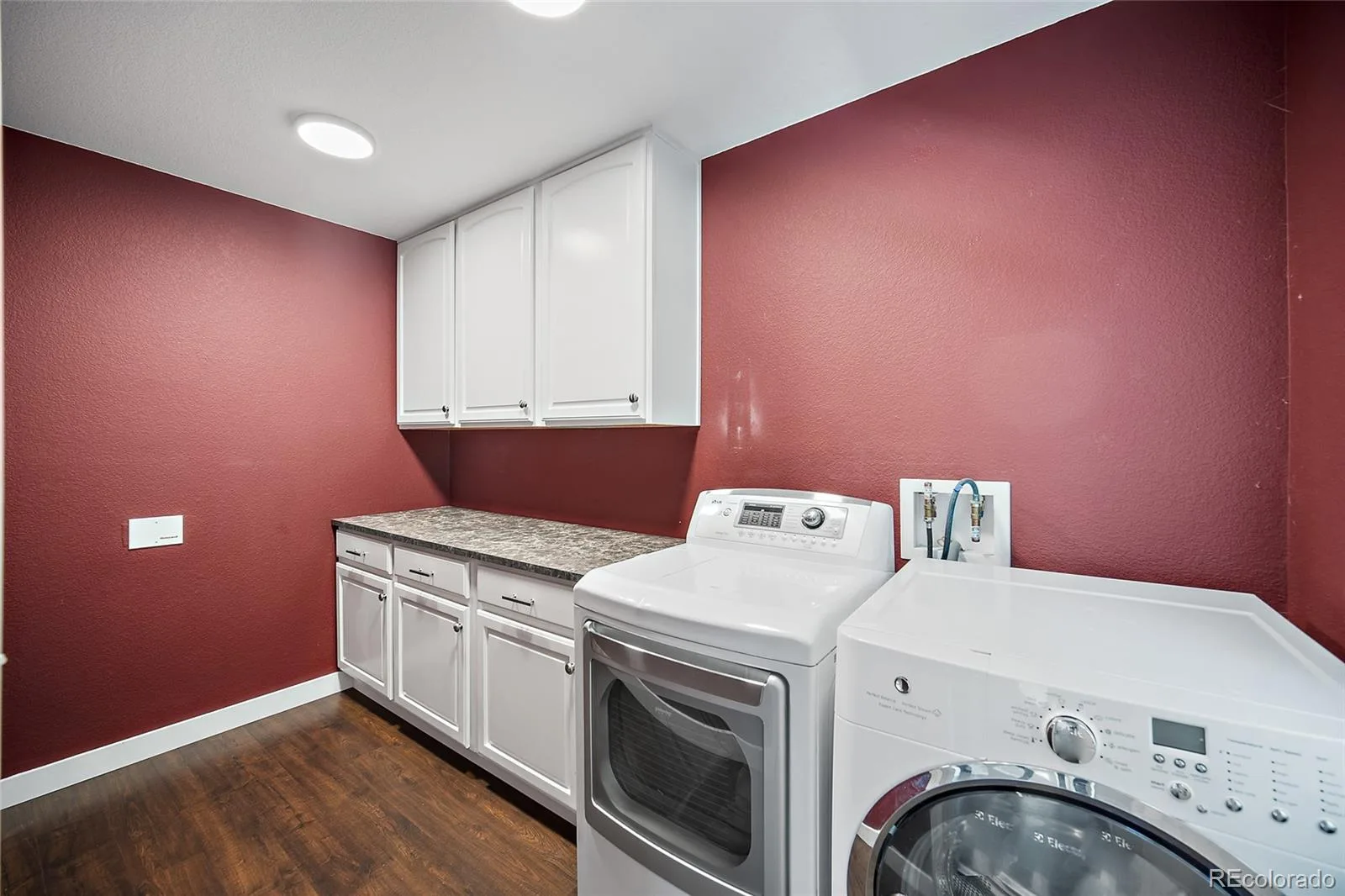 1880 Hogan Court Castle Rock CO 80109 | MLS #REC3918040 07172026042649 1600 18