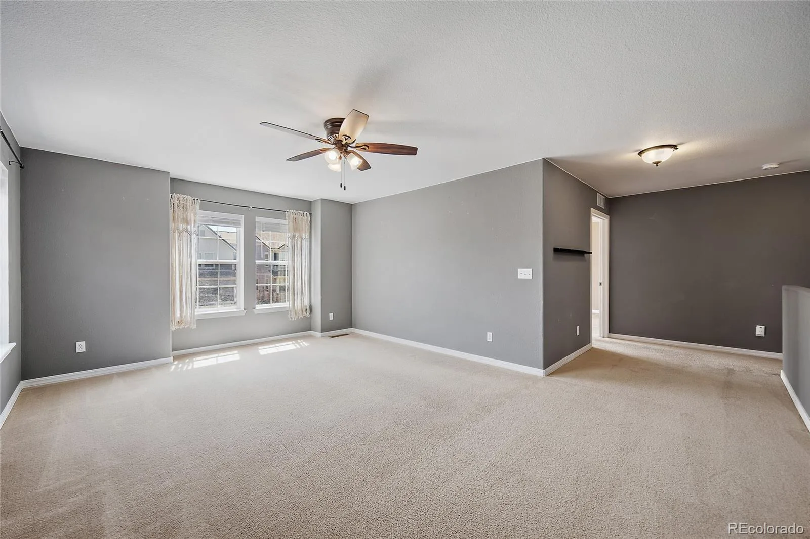 1880 Hogan Court Castle Rock CO 80109 | MLS #REC3918040 07172026042649 1600 23