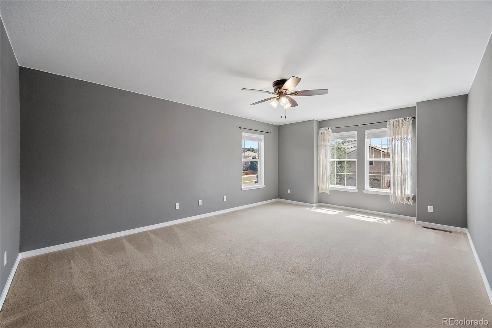 1880 Hogan Court Castle Rock CO 80109 | MLS #REC3918040 07172026042649 1600 24