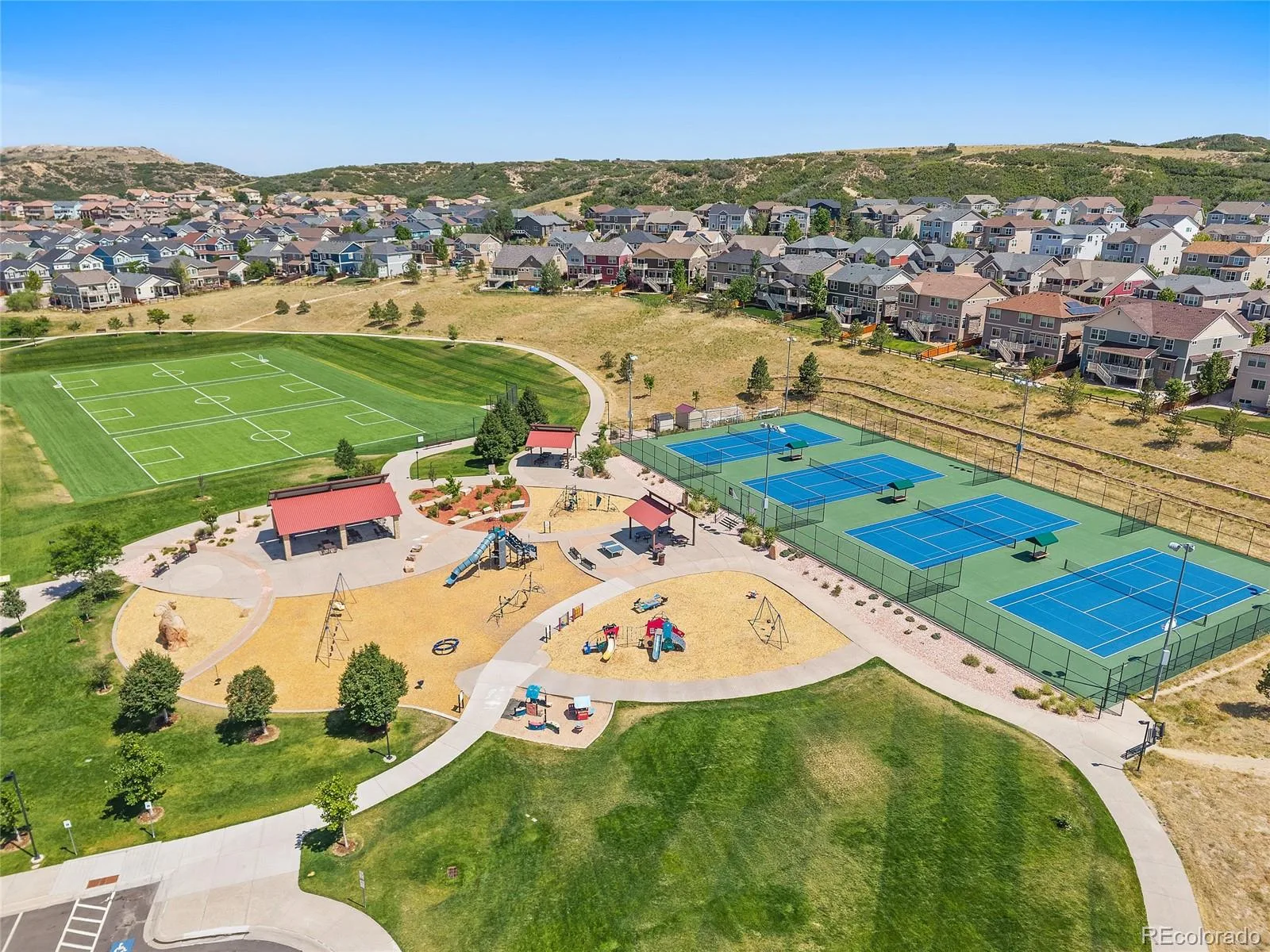 1880 Hogan Court Castle Rock CO 80109 | MLS #REC3918040 07172026042649 1600 43