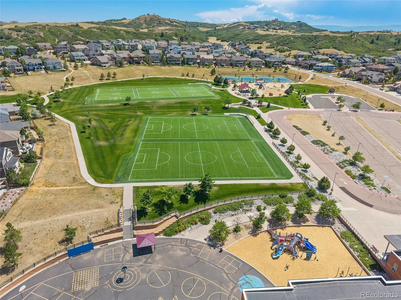 1880 Hogan Court Castle Rock CO 80109 | MLS #REC3918040 07172026042649 1600 45