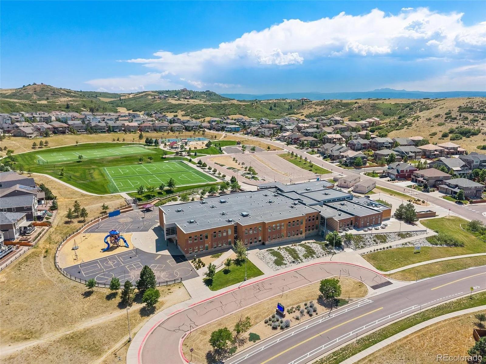 1880 Hogan Court Castle Rock CO 80109 | MLS #REC3918040 07172026042649 1600 46