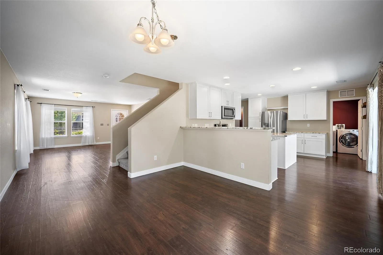 1880 Hogan Court Castle Rock CO 80109 | MLS #REC3918040 07172026042649 1600 6
