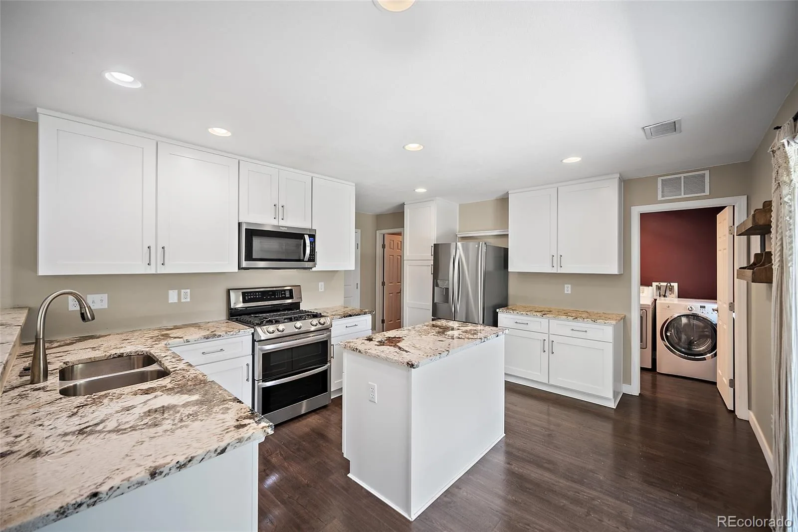 1880 Hogan Court Castle Rock CO 80109 | MLS #REC3918040 07172026042649 1600 8