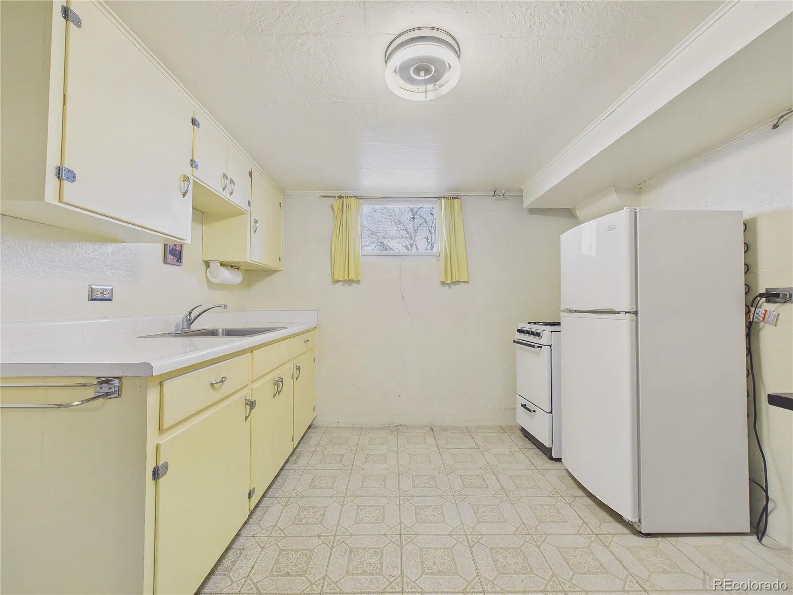 3346 S Marion Street Englewood CO 80113 MLS #REC3918256 04292026143600 1600 14