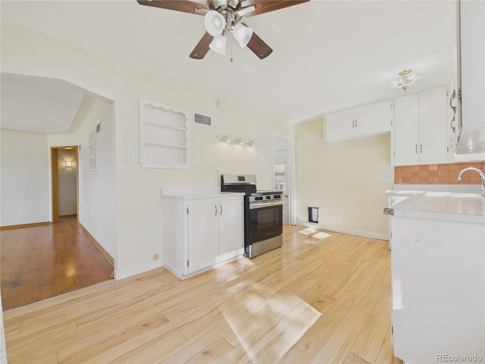 3346 S Marion Street Englewood CO 80113 MLS #REC3918256 04292026143600 1600 5