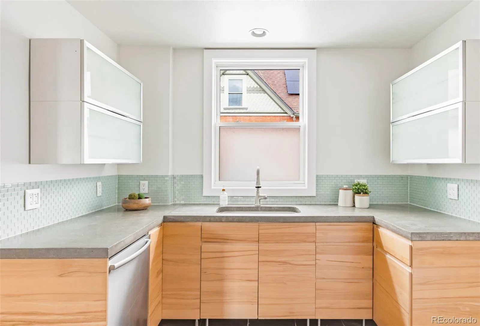 4747 W 29th Avenue Denver CO 80212 MLS #REC3919118 05202026023623 1600 20
