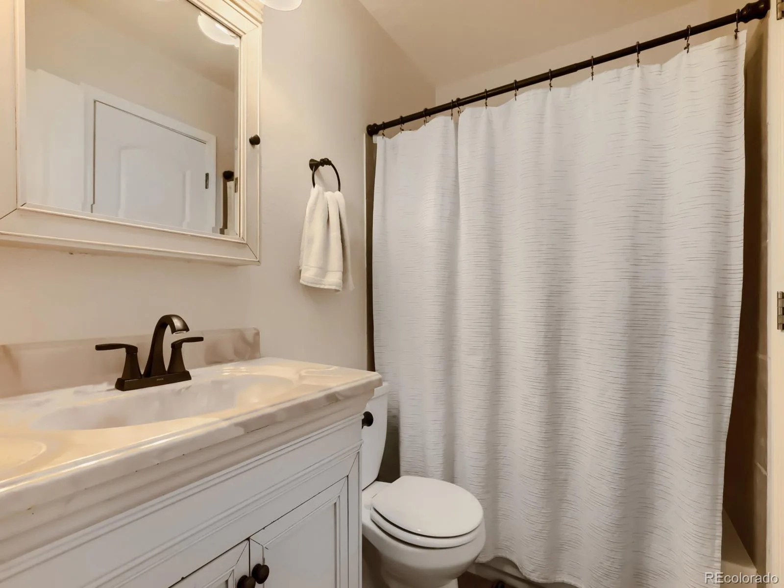 50 S Moline Street Aurora CO 80012 | MLS #REC3919786 06222026184654 1600 12