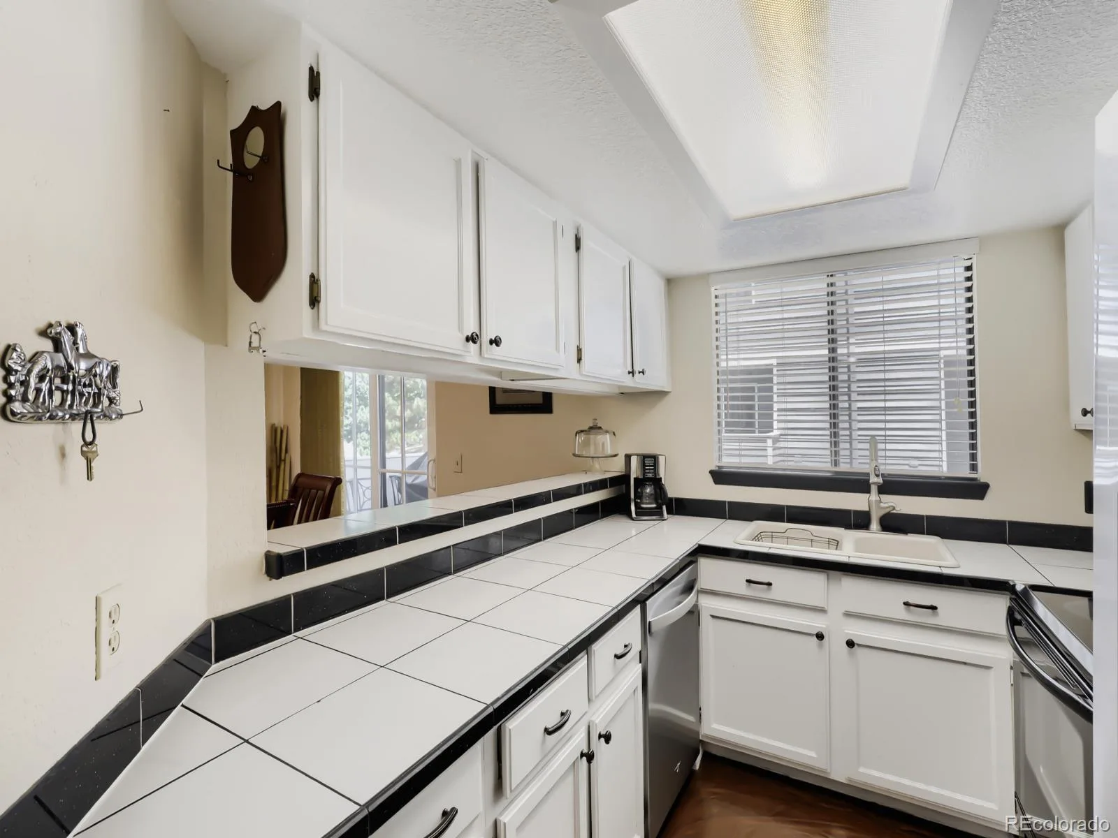50 S Moline Street Aurora CO 80012 | MLS #REC3919786 06222026184654 1600 4