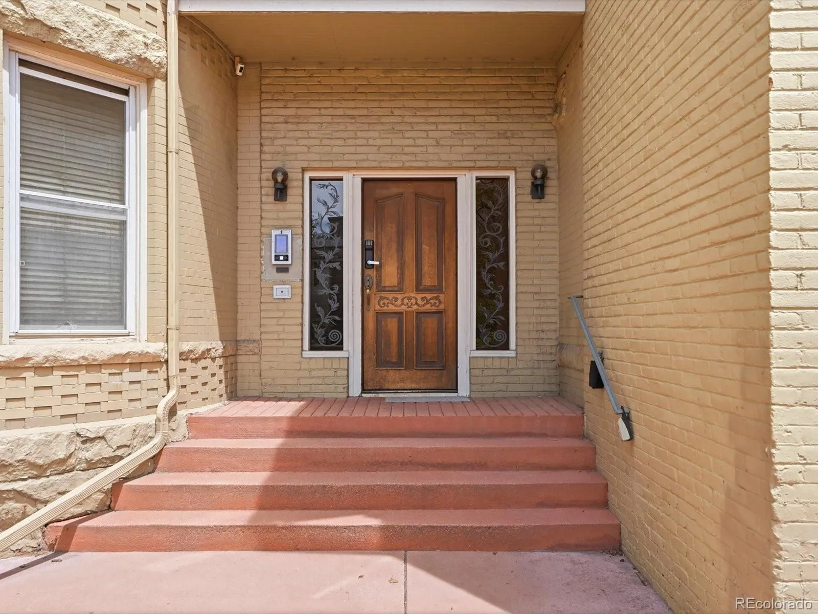 807 E 14th Avenue #2 Denver CO 80218 MLS #REC3920223 05242026093146 1600 1