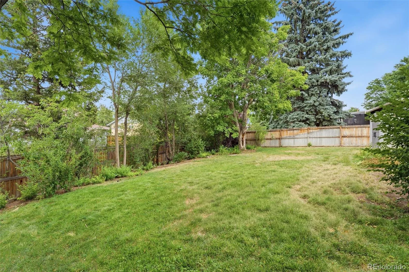 7893 E Hampden Circle Denver CO 80237 MLS #REC3926322 07092026164501 1600 27