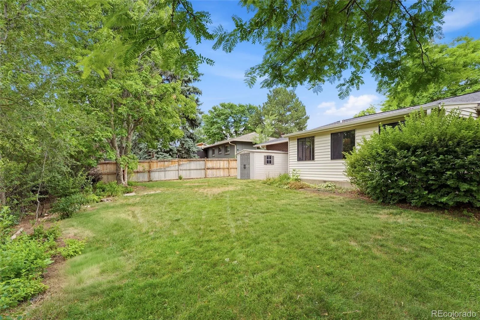 7893 E Hampden Circle Denver CO 80237 MLS #REC3926322 07092026164501 1600 28