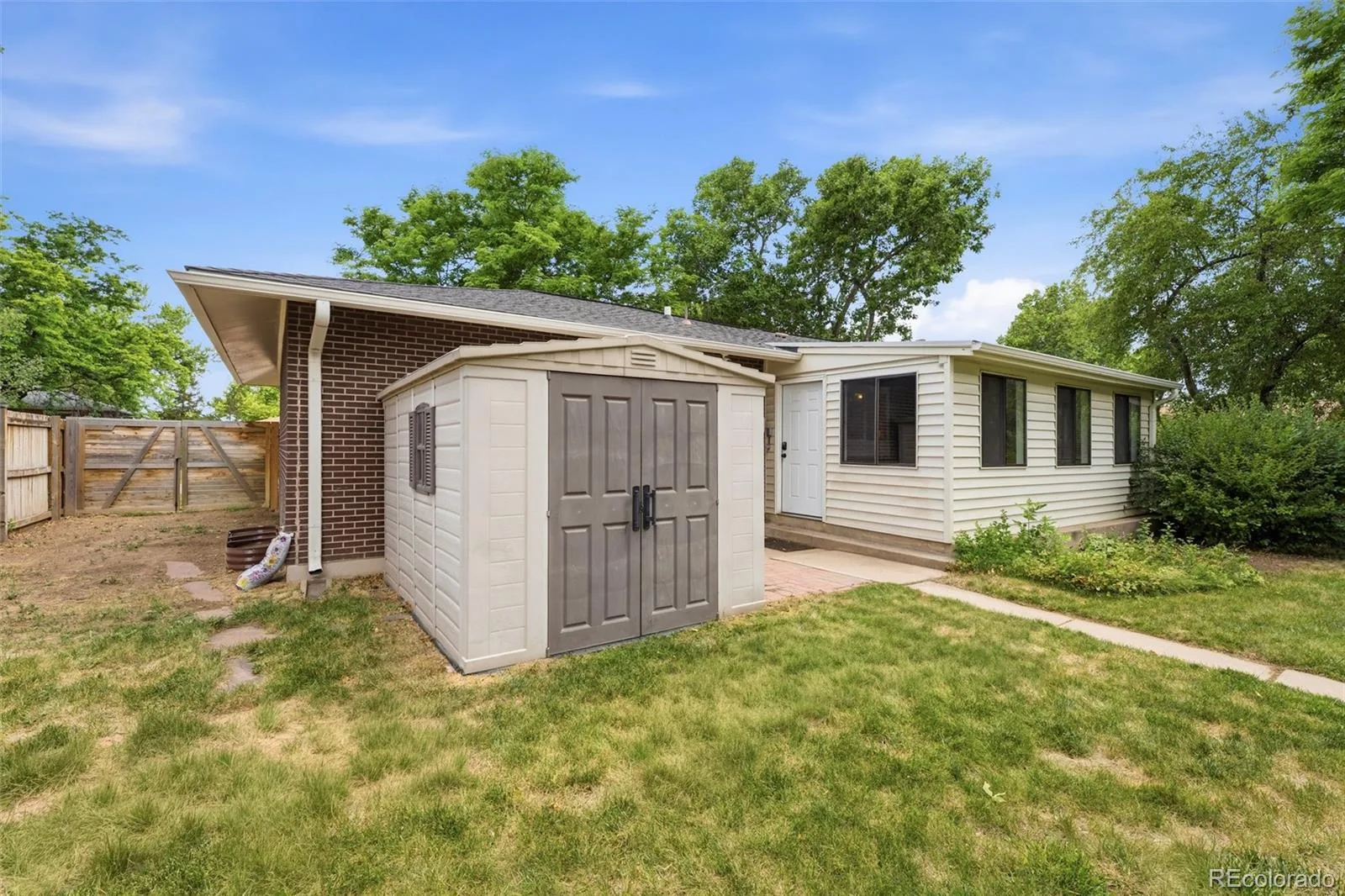 7893 E Hampden Circle Denver CO 80237 MLS #REC3926322 07092026164501 1600 29