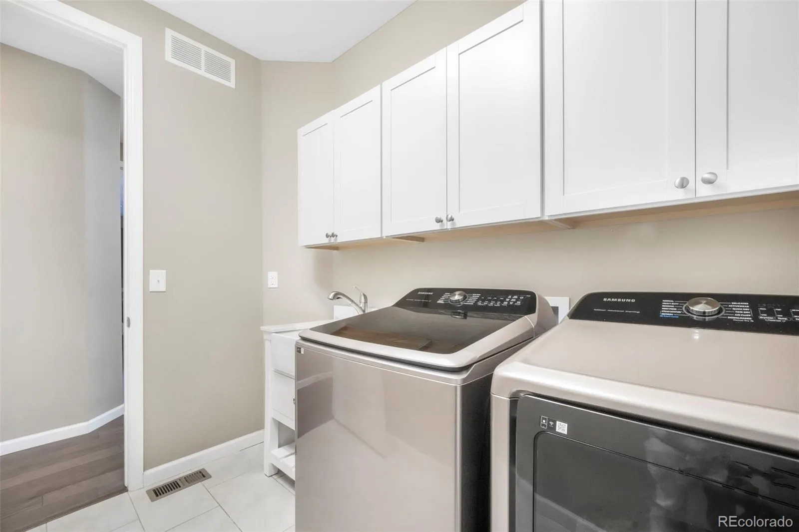 5724 Berry Ridge Way Castle Rock CO 80104 | MLS #REC3926420 06262026040900 1600 42