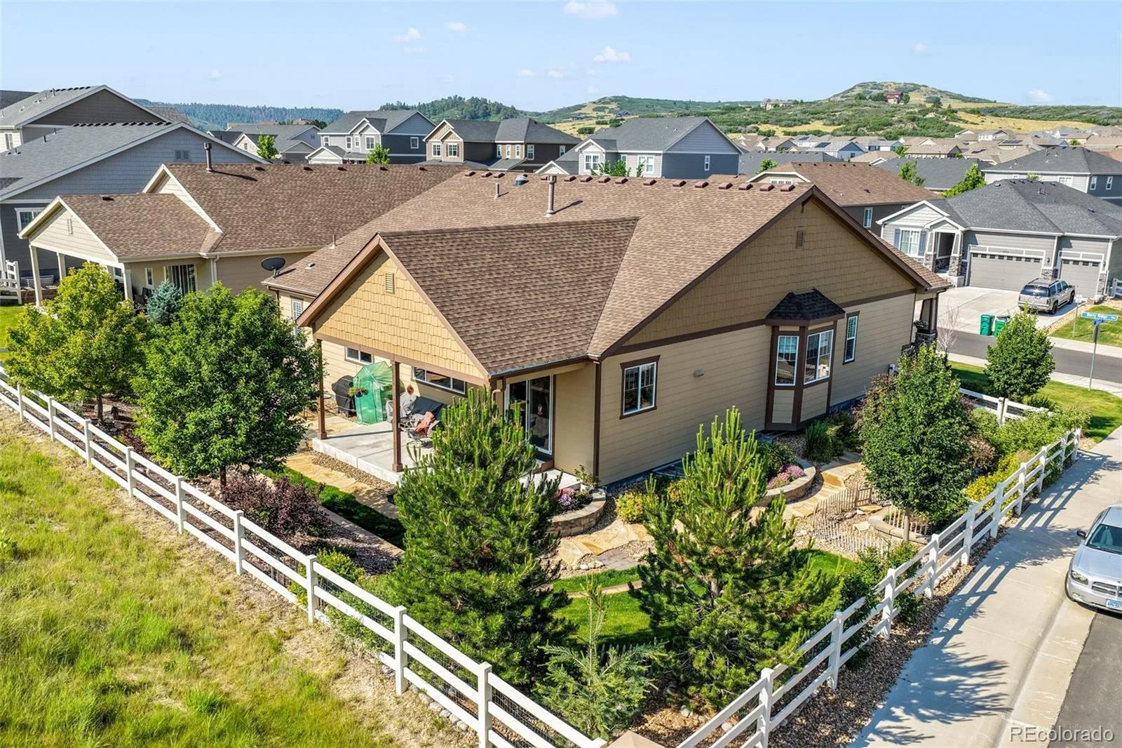 5724 Berry Ridge Way Castle Rock CO 80104 | MLS #REC3926420 06262026040900 1600 48