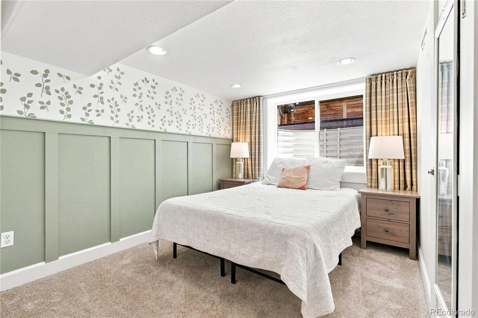 1987 S Sherman Street Denver CO 80210 | MLS #REC3927796 08042026142438 1600 41