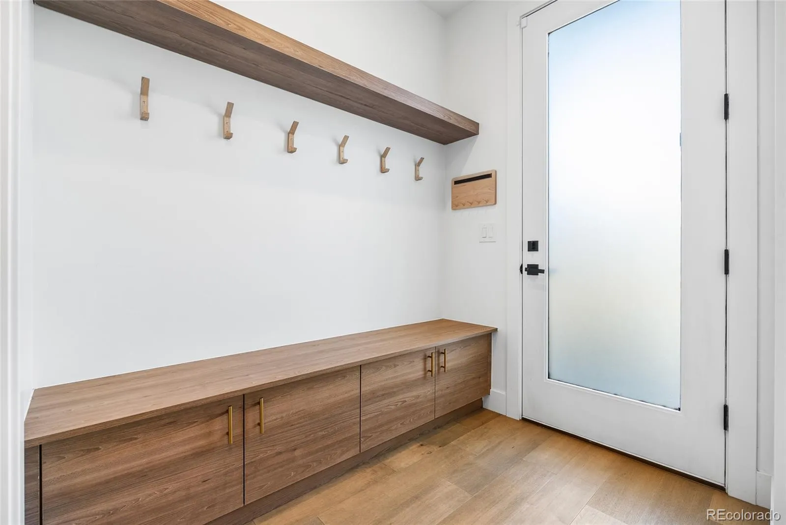 04042026005902 1600 14