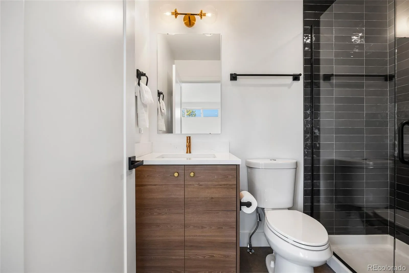 04042026005902 1600 26