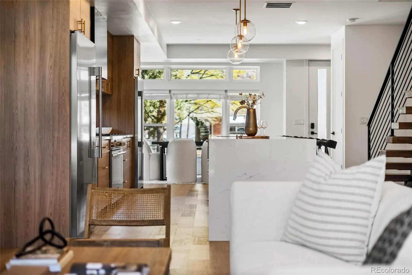 04042026005902 1600 7