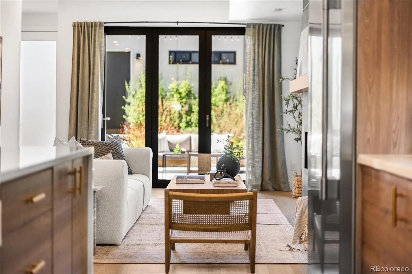 04042026005902 1600 8