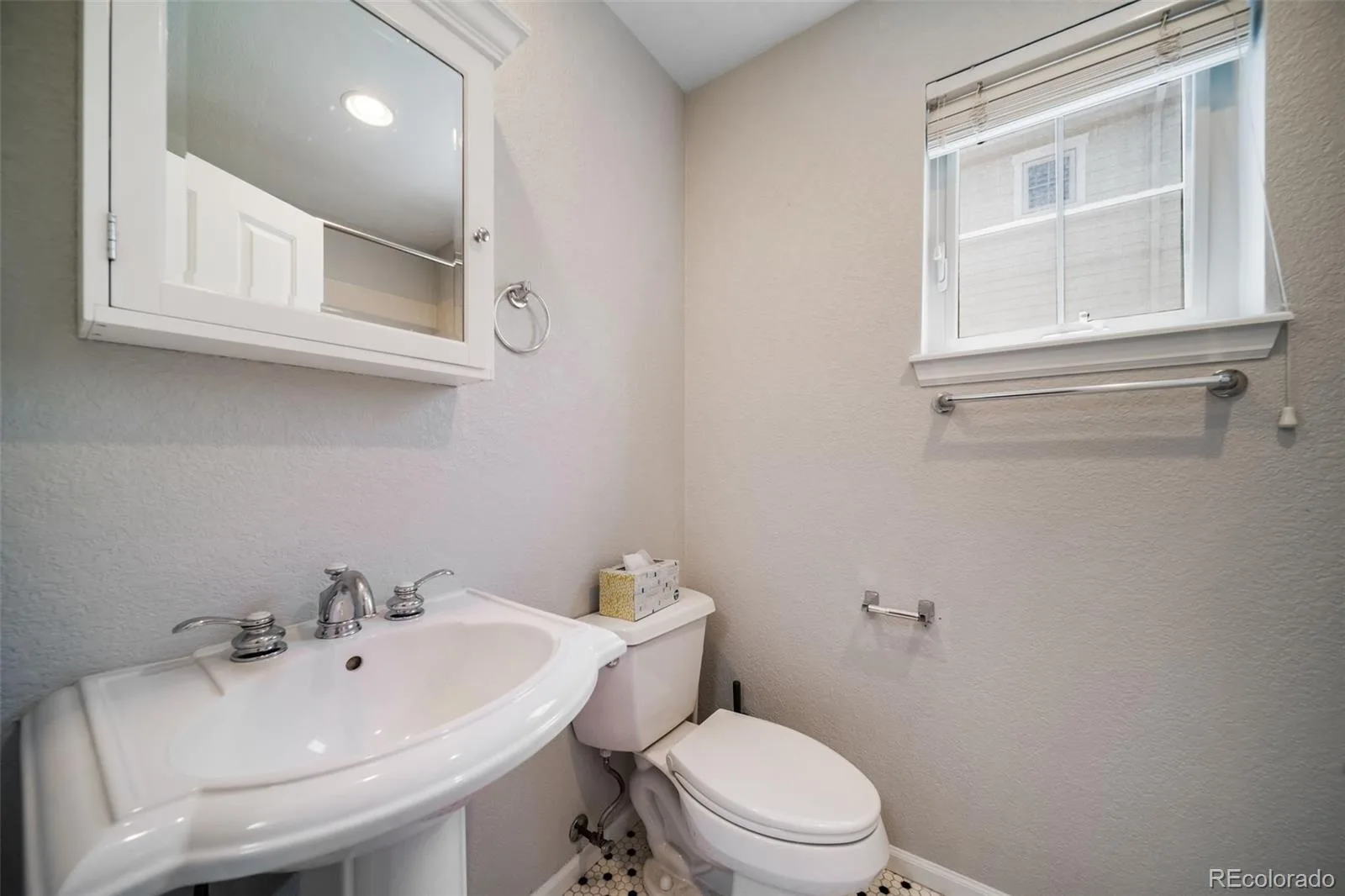 4547 W 37th Avenue #3 Denver CO 80212 MLS #REC3928085 06232026205951 1600 18