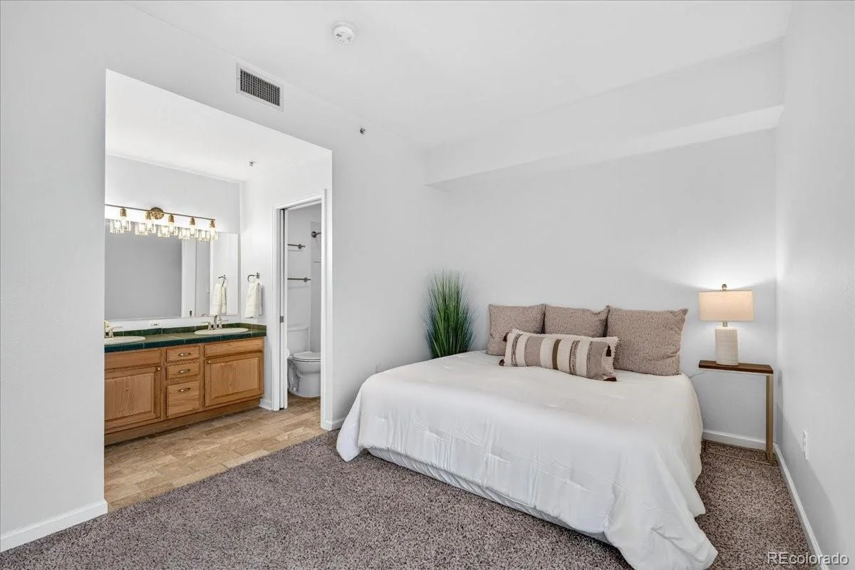 1780 N Washington Street #202 Denver CO 80203 | MLS #REC3929168 10022026000246 1200 10