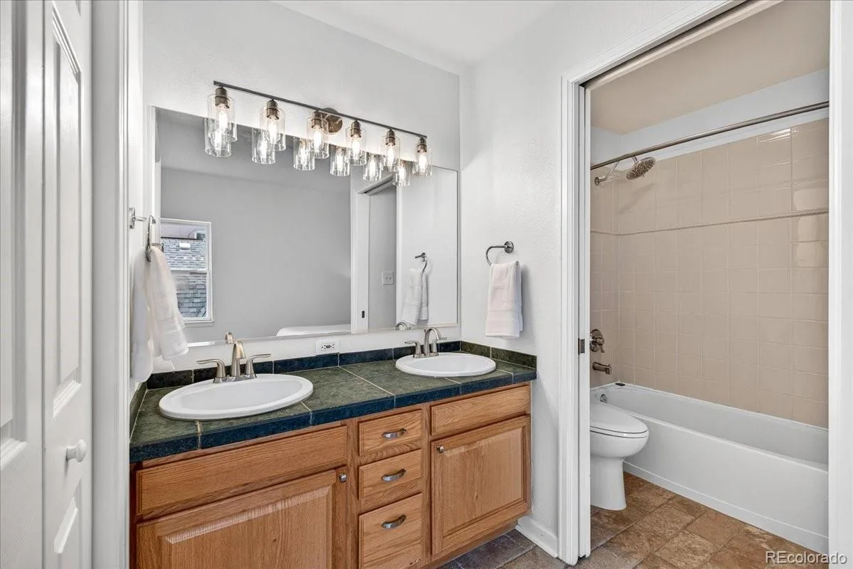 1780 N Washington Street #202 Denver CO 80203 | MLS #REC3929168 10022026000246 1200 11