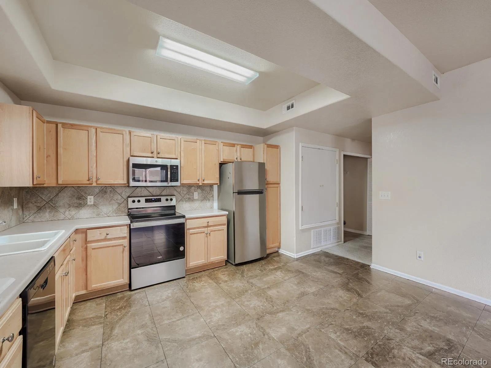 16821 E Hawaii Drive #3C Aurora CO 80017 MLS #REC3930347 05012026172455 1600 6