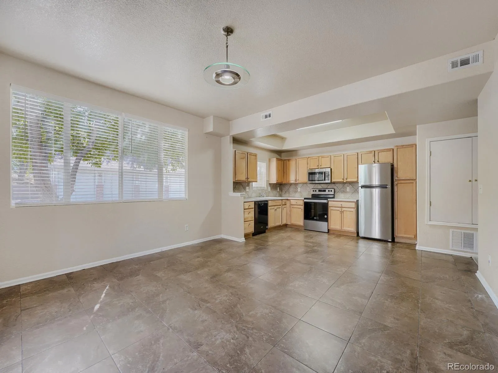 16821 E Hawaii Drive #3C Aurora CO 80017 MLS #REC3930347 05012026172455 1600 8