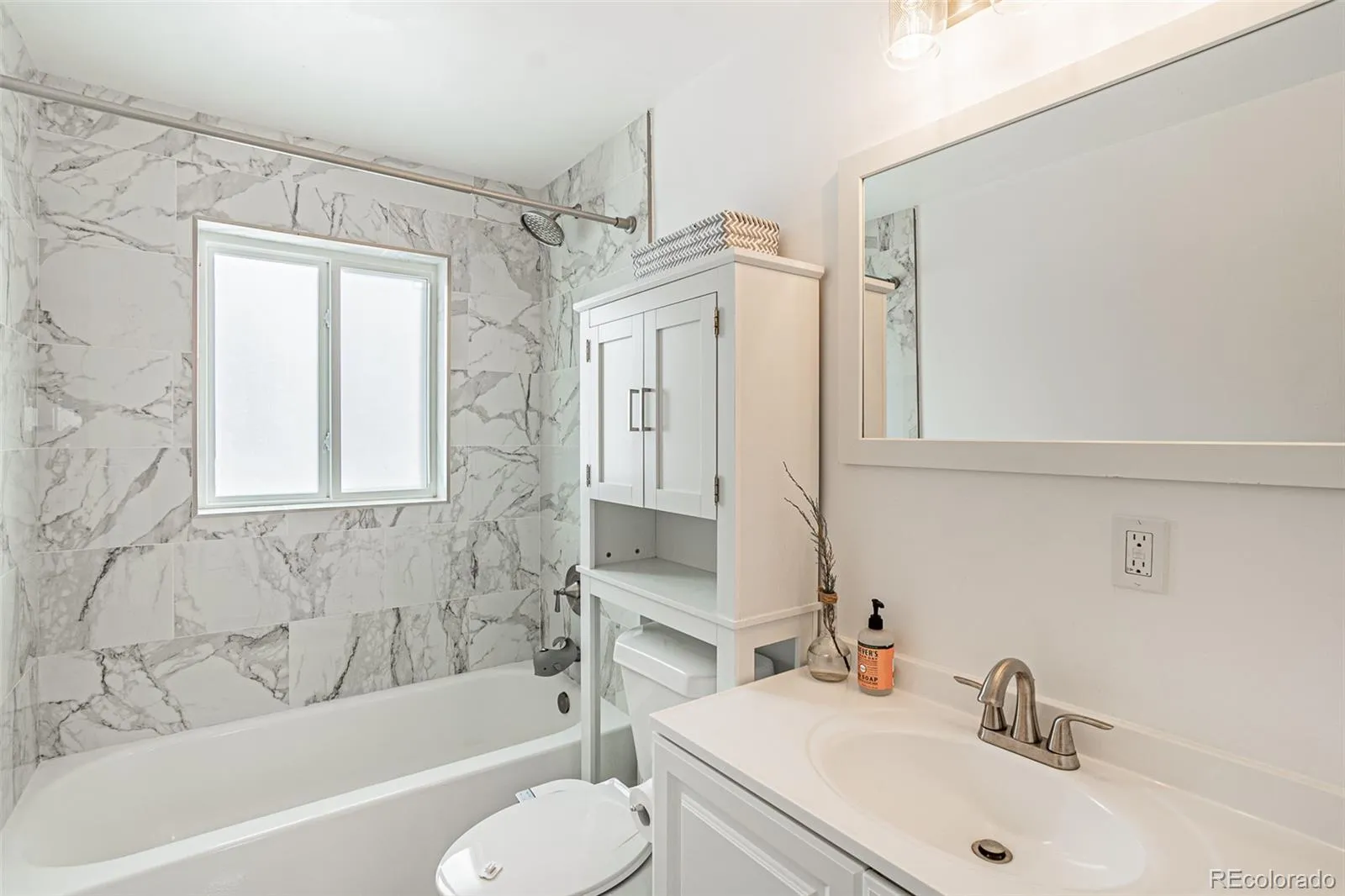 1515 S Birch Street Denver CO 80222 MLS #REC3931133 04152026193852 1600 23