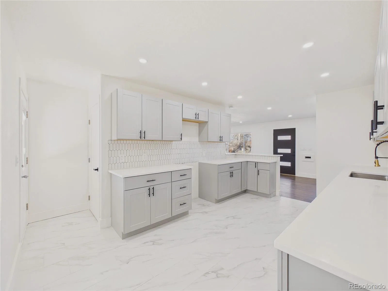 04062026162150 1600 11