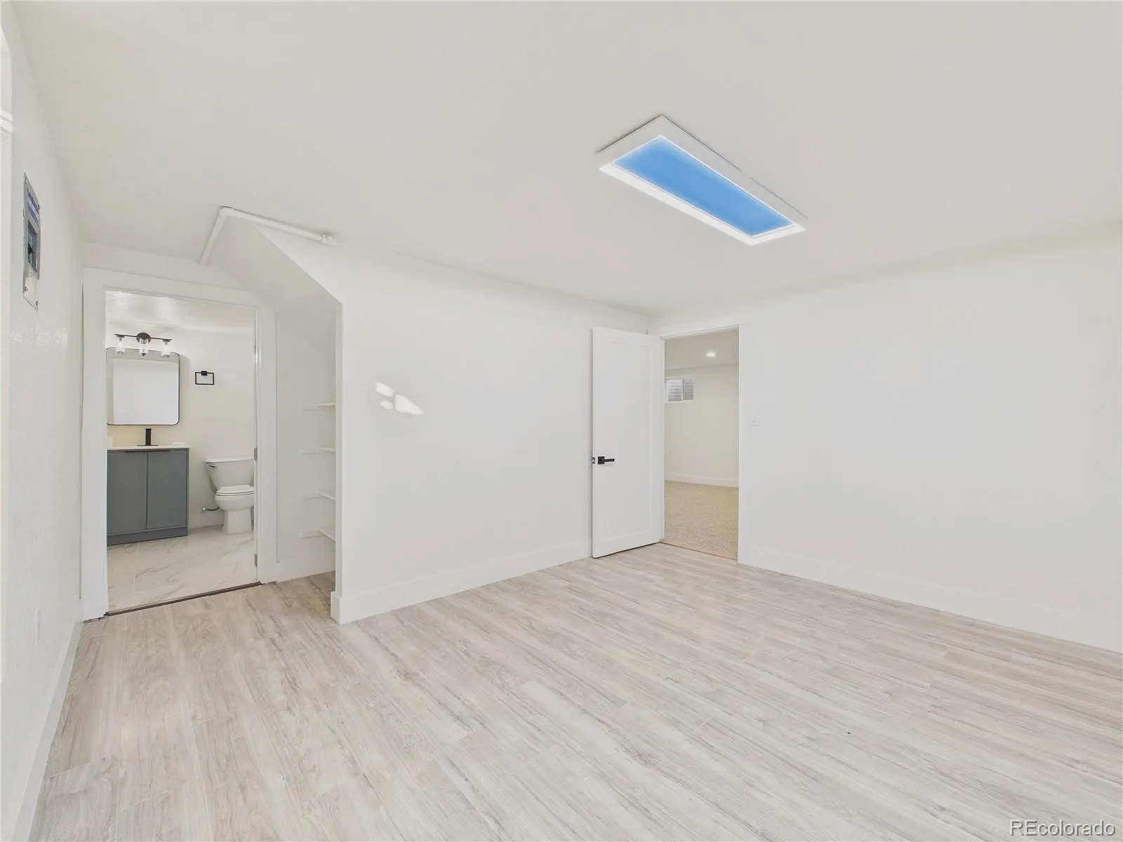 04062026162150 1600 31