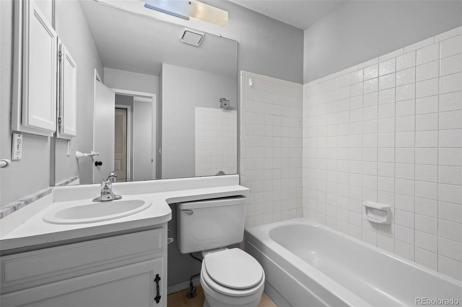 10232 W Dartmouth Avenue Denver CO 80227 | MLS #REC3934835 07092026164507 1600 10