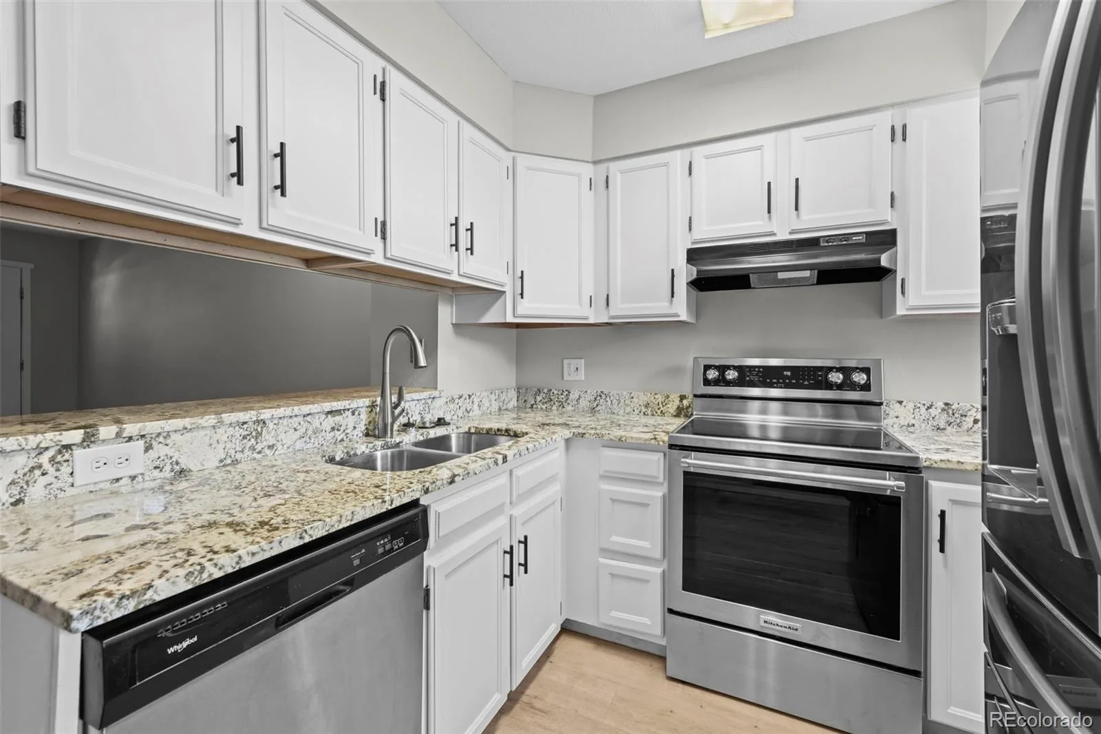 10232 W Dartmouth Avenue Denver CO 80227 | MLS #REC3934835 07092026164507 1600 6