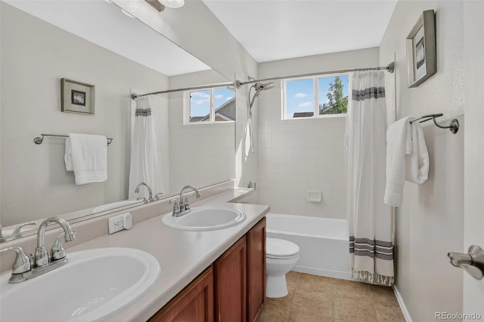 15401 E Copper Creek Lane Parker CO 80134 | MLS #REC3935053 07312026231656 1600 23
