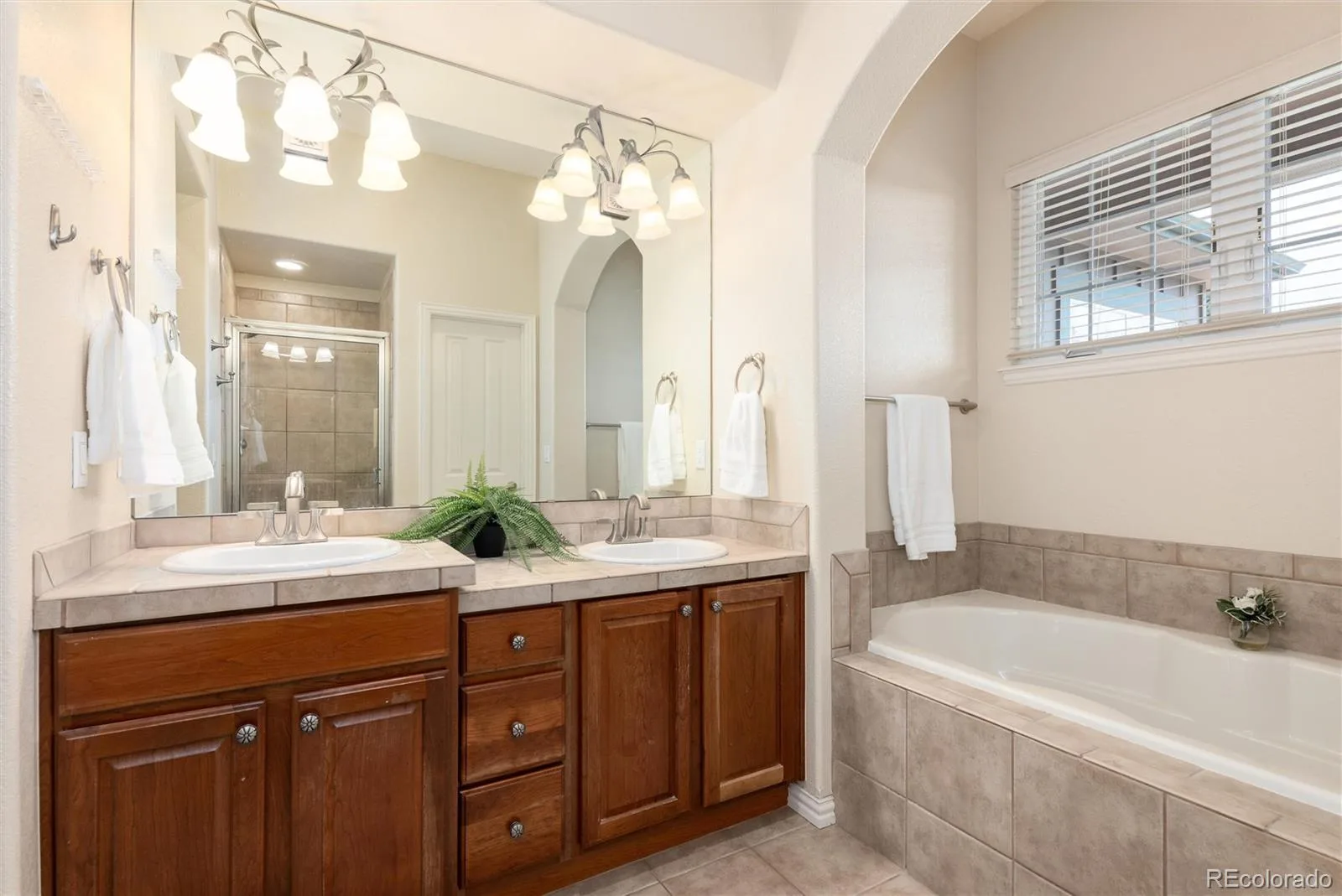 7100 S Coolidge Court Aurora CO 80016 | MLS #REC3935440 08272026235552 1600 31