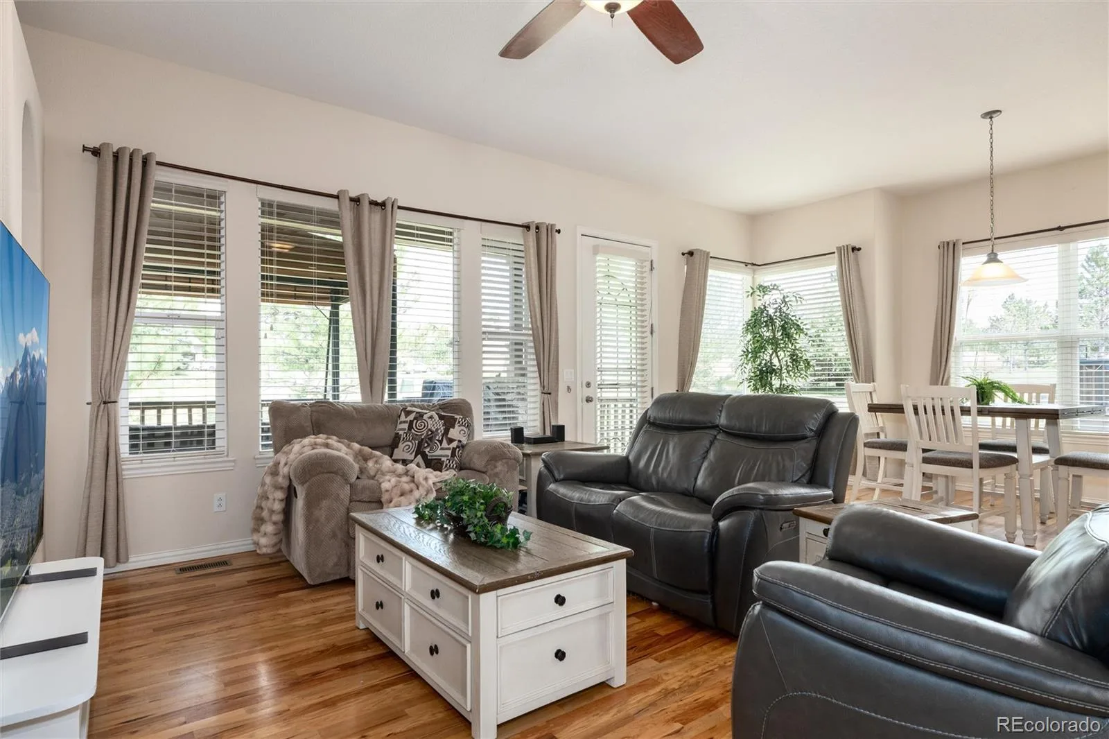 7100 S Coolidge Court Aurora CO 80016 | MLS #REC3935440 08272026235552 1600 4