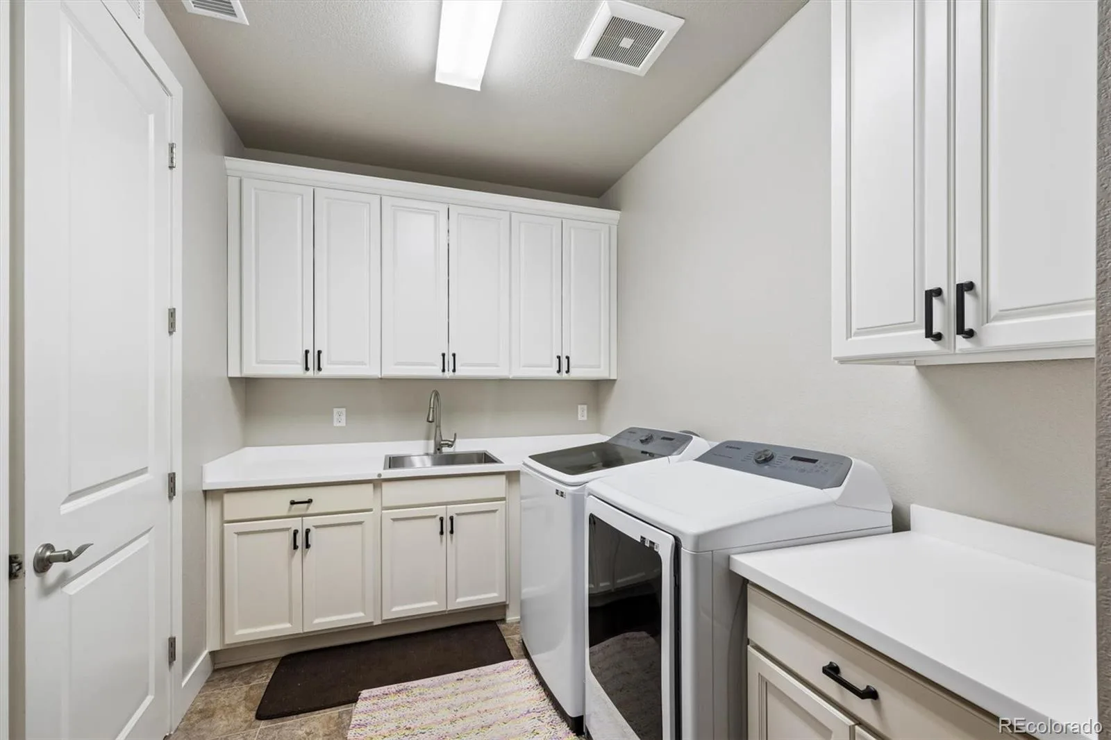 19742 W 95th Place Arvada CO 80007 MLS #REC3935493 06092026012603 1600 26