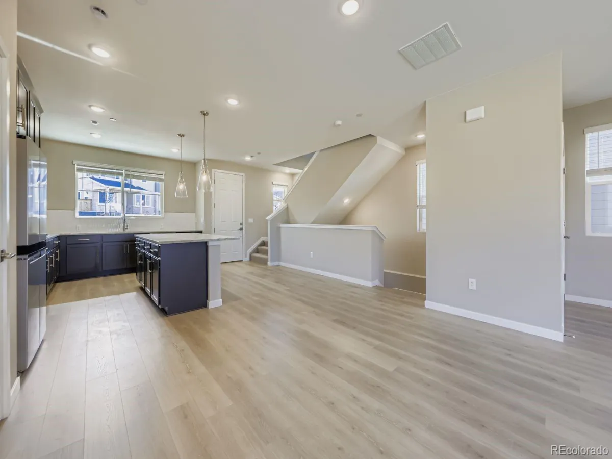 04222026175257 1200 13