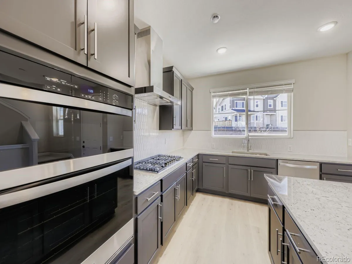 04222026175257 1200 17