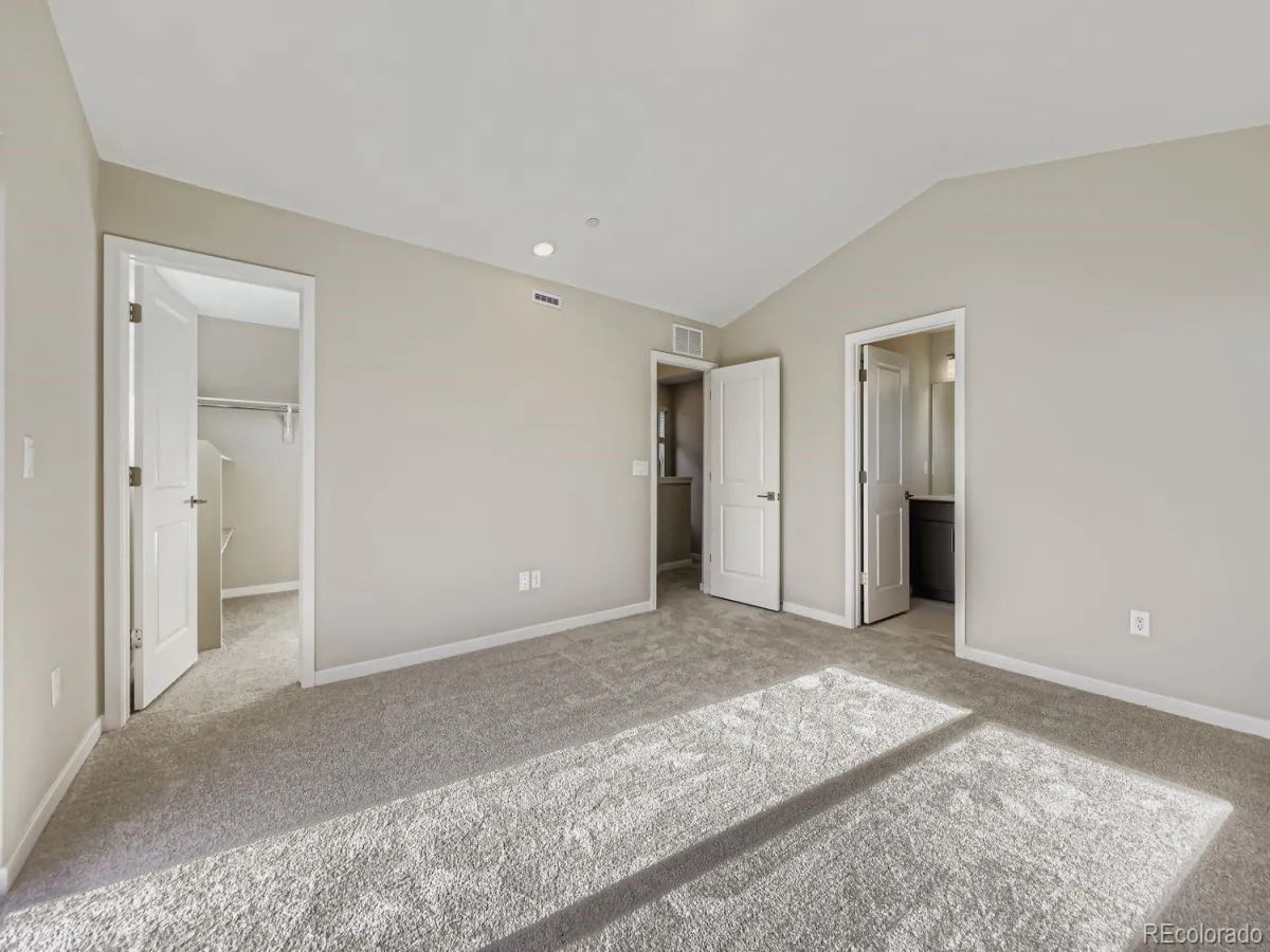 04222026175257 1200 21