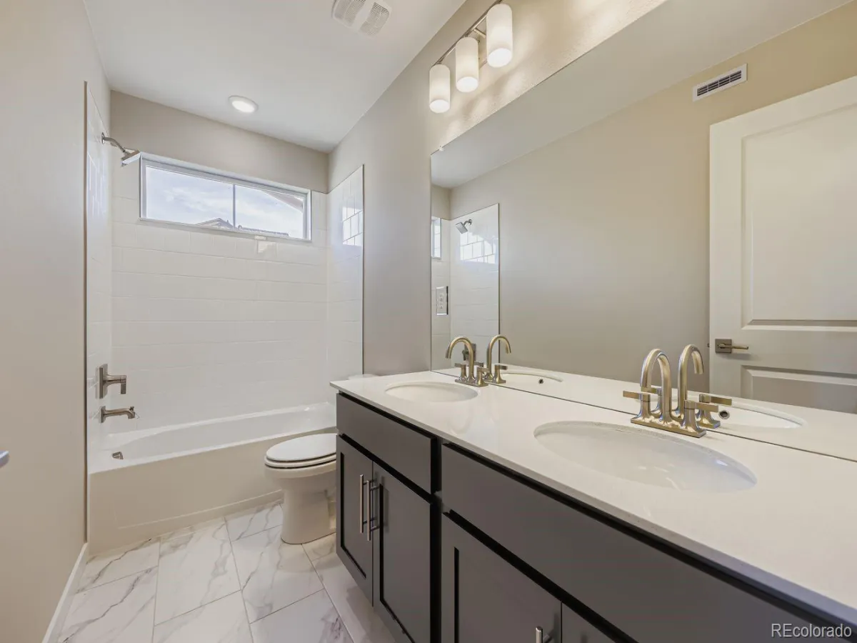 04222026175257 1200 27