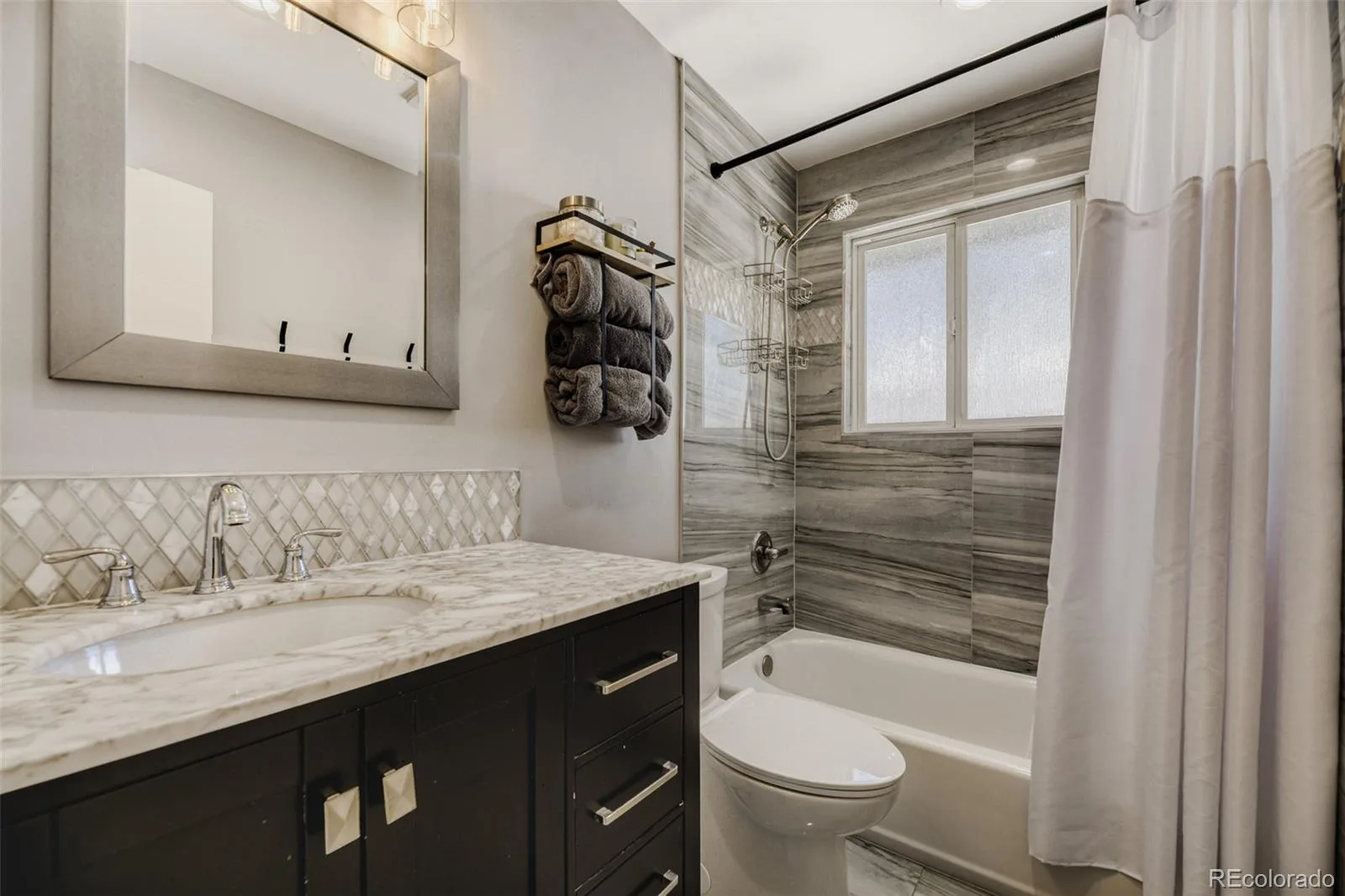 3095 S Vine Street Denver CO 80210 MLS #REC3936415 06232026201201 1600 19