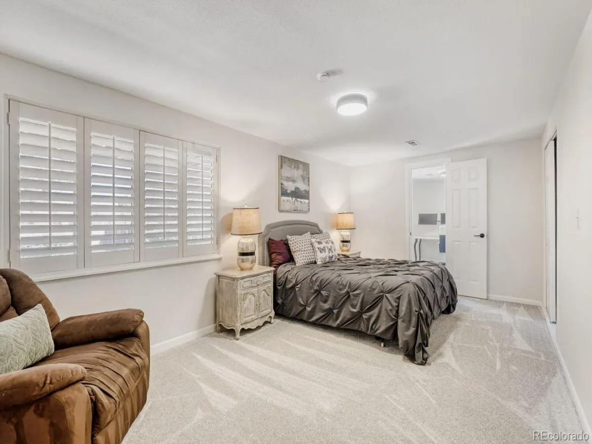 03232026164222 1200 22