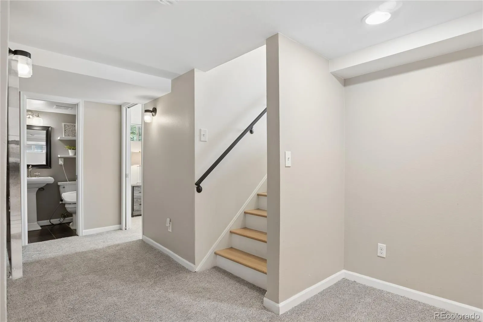 2054 S Saint Paul Street Denver CO 80210 MLS #REC3937277 05232026102819 1600 23