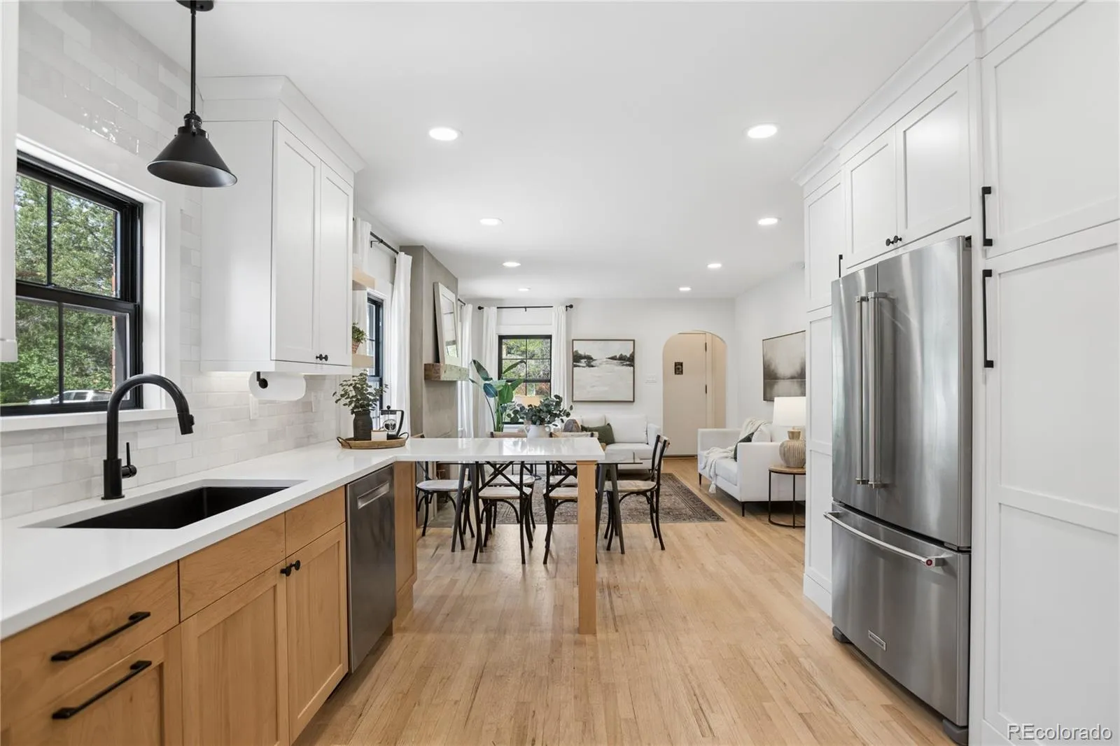 2054 S Saint Paul Street Denver CO 80210 MLS #REC3937277 05232026102819 1600 7