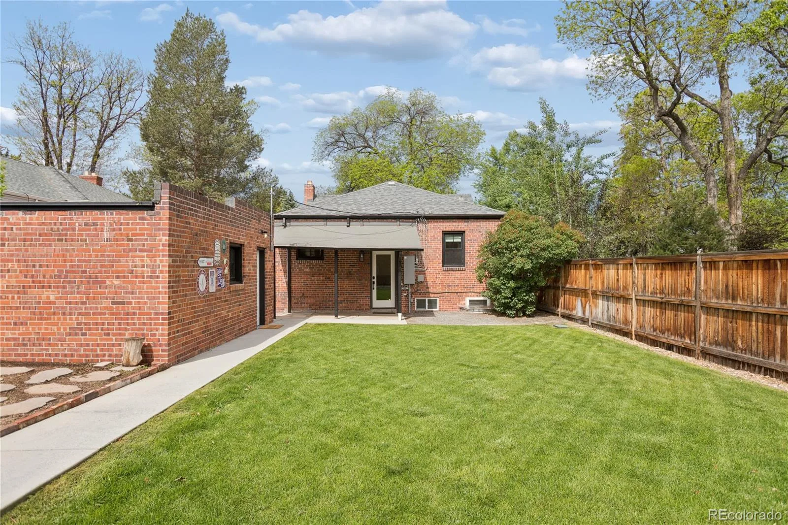 2054 S Saint Paul Street Denver CO 80210 MLS #REC3937277 06122026065955 1600 39