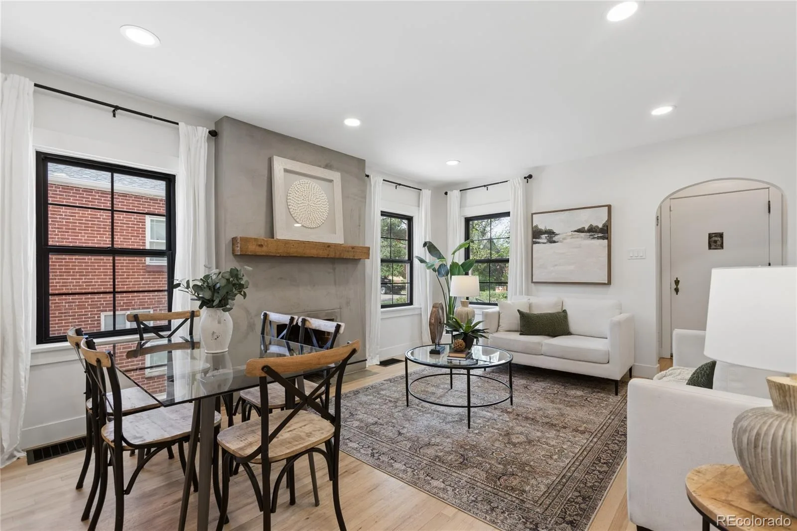 2054 S Saint Paul Street Denver CO 80210 MLS #REC3937277 06122026065955 1600 4