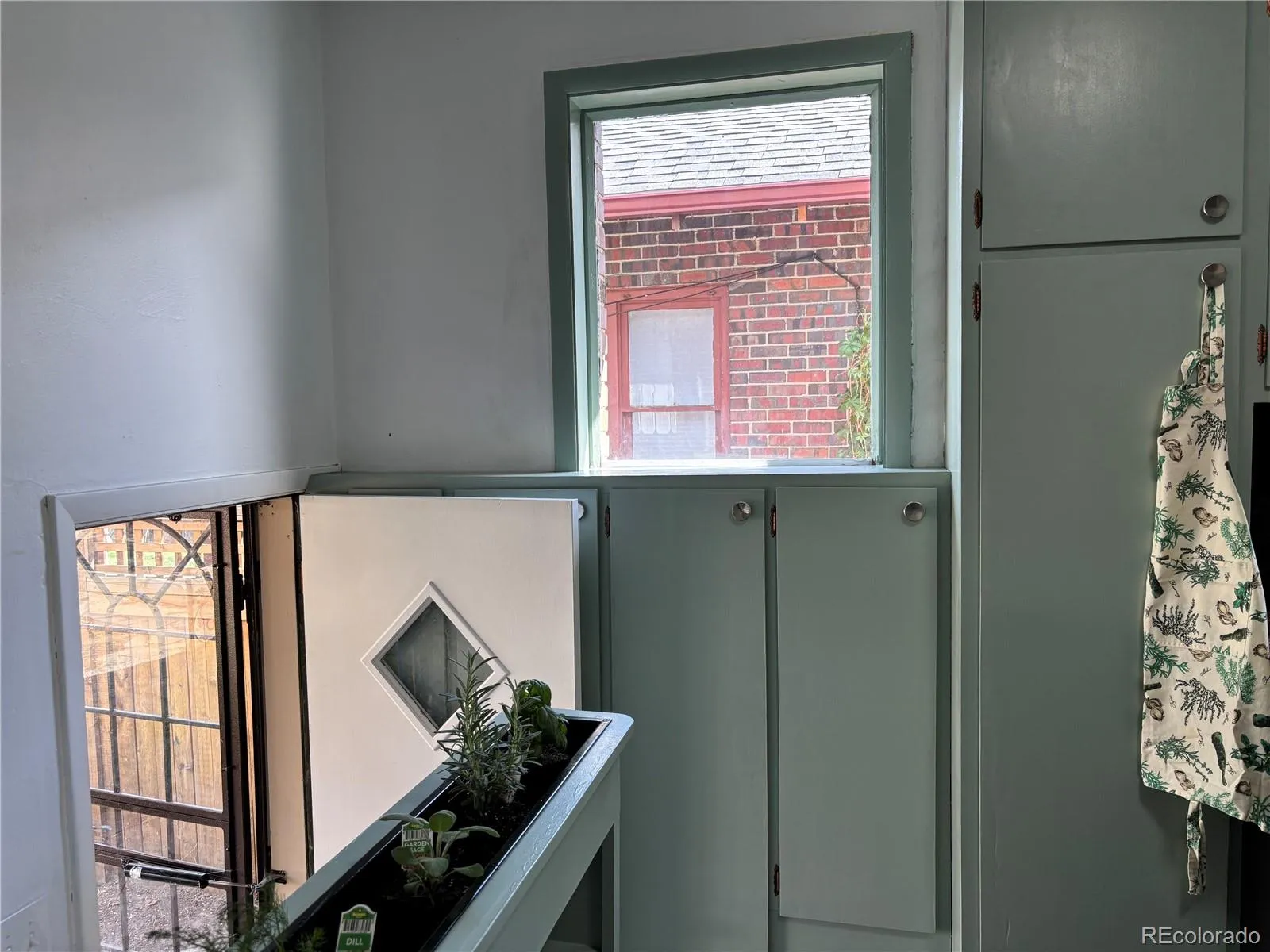 04132026040651 1600 14